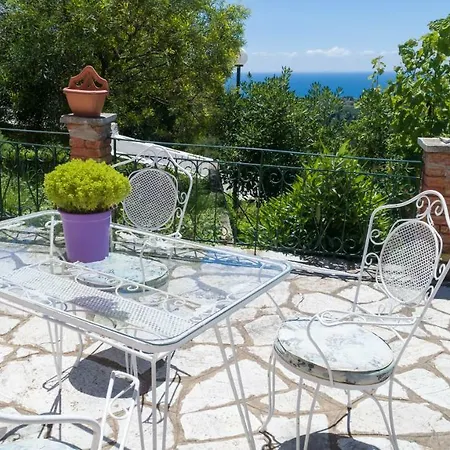 Σπίτι διακοπών Andrea's Traditional House *